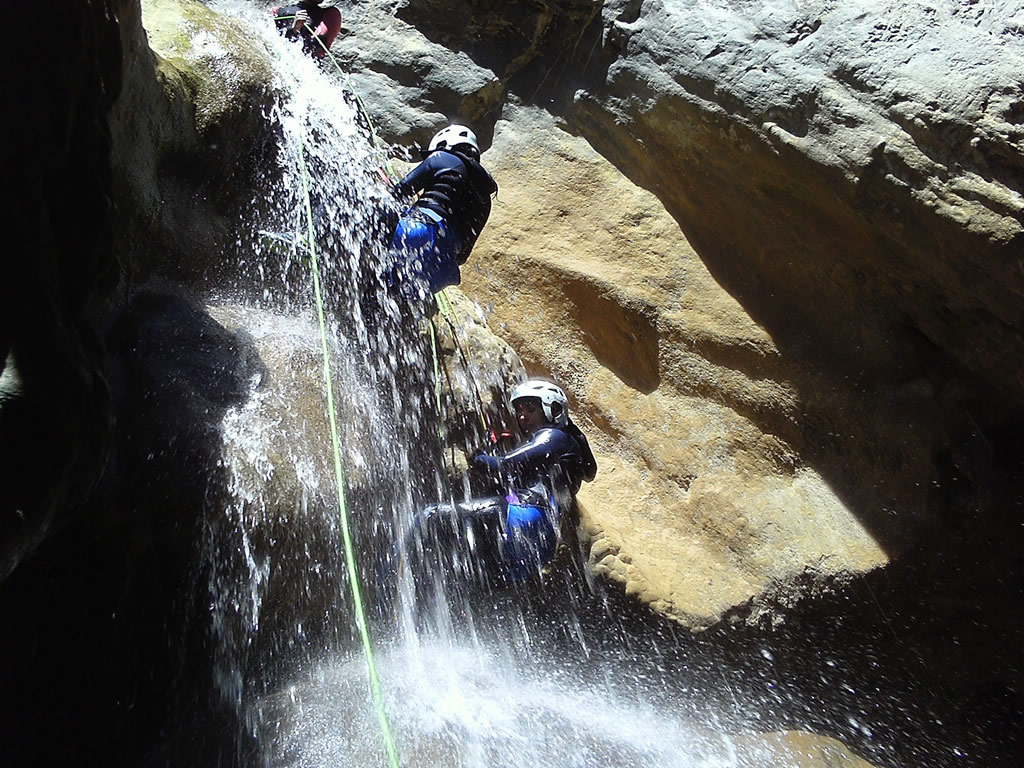 Barranquismo pirineos niños huesca